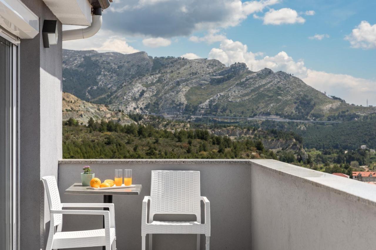 Apartments Villa Salona Sky Exterior photo