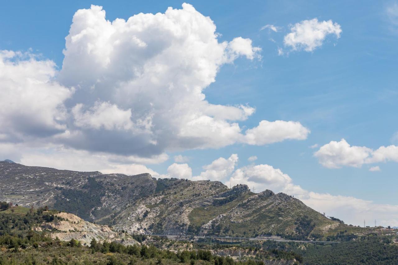 Apartments Villa Salona Sky Exterior photo