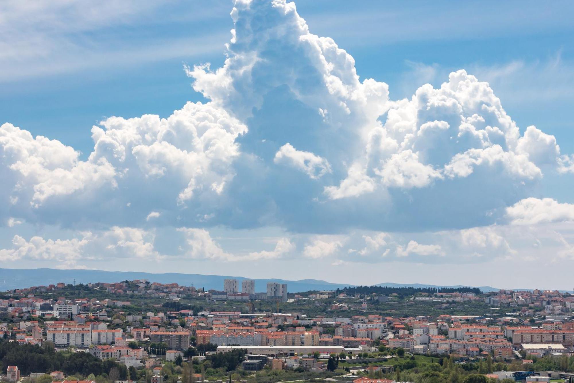 Apartments Villa Salona Sky Room photo