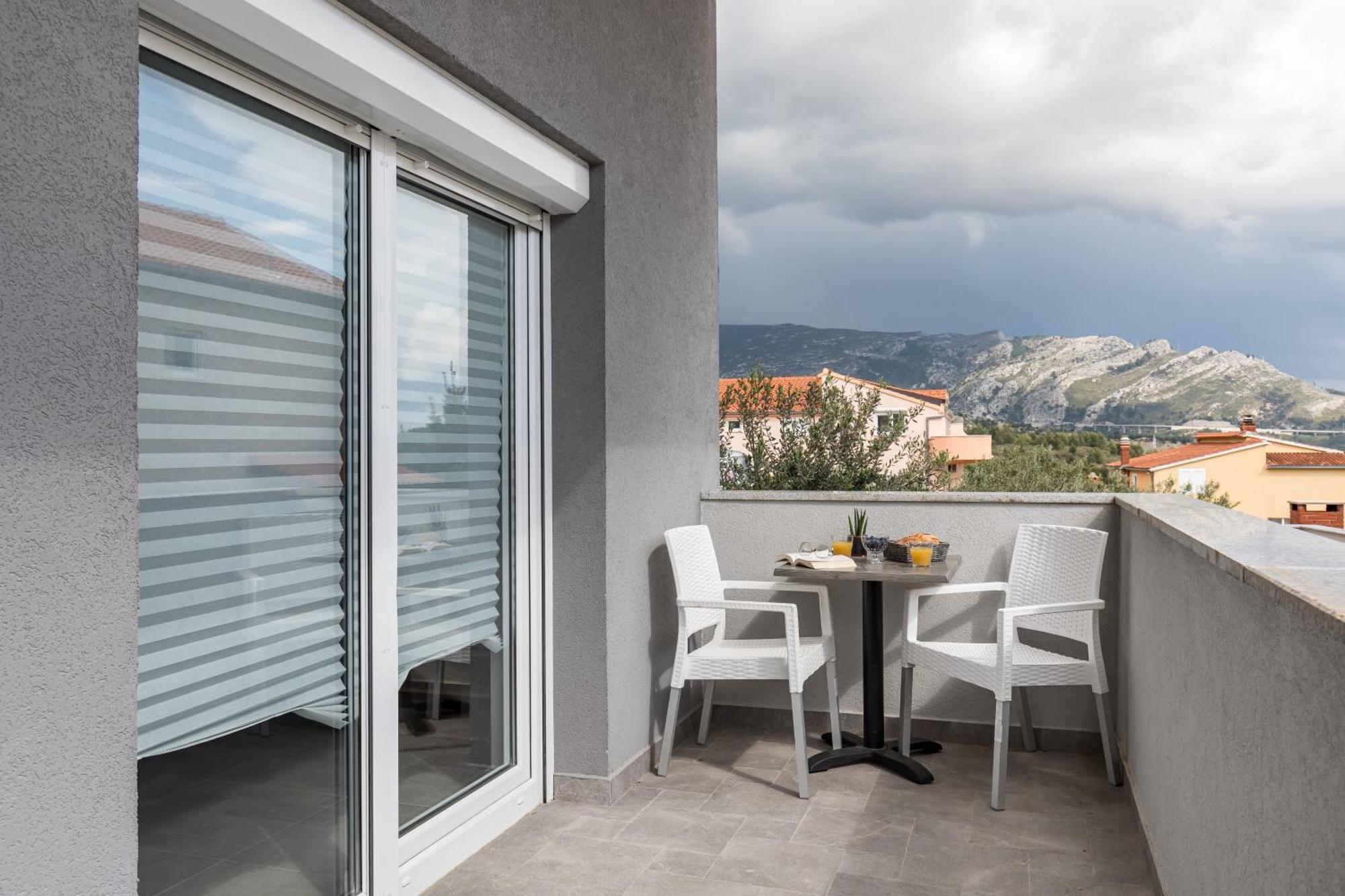Apartments Villa Salona Sky Room photo