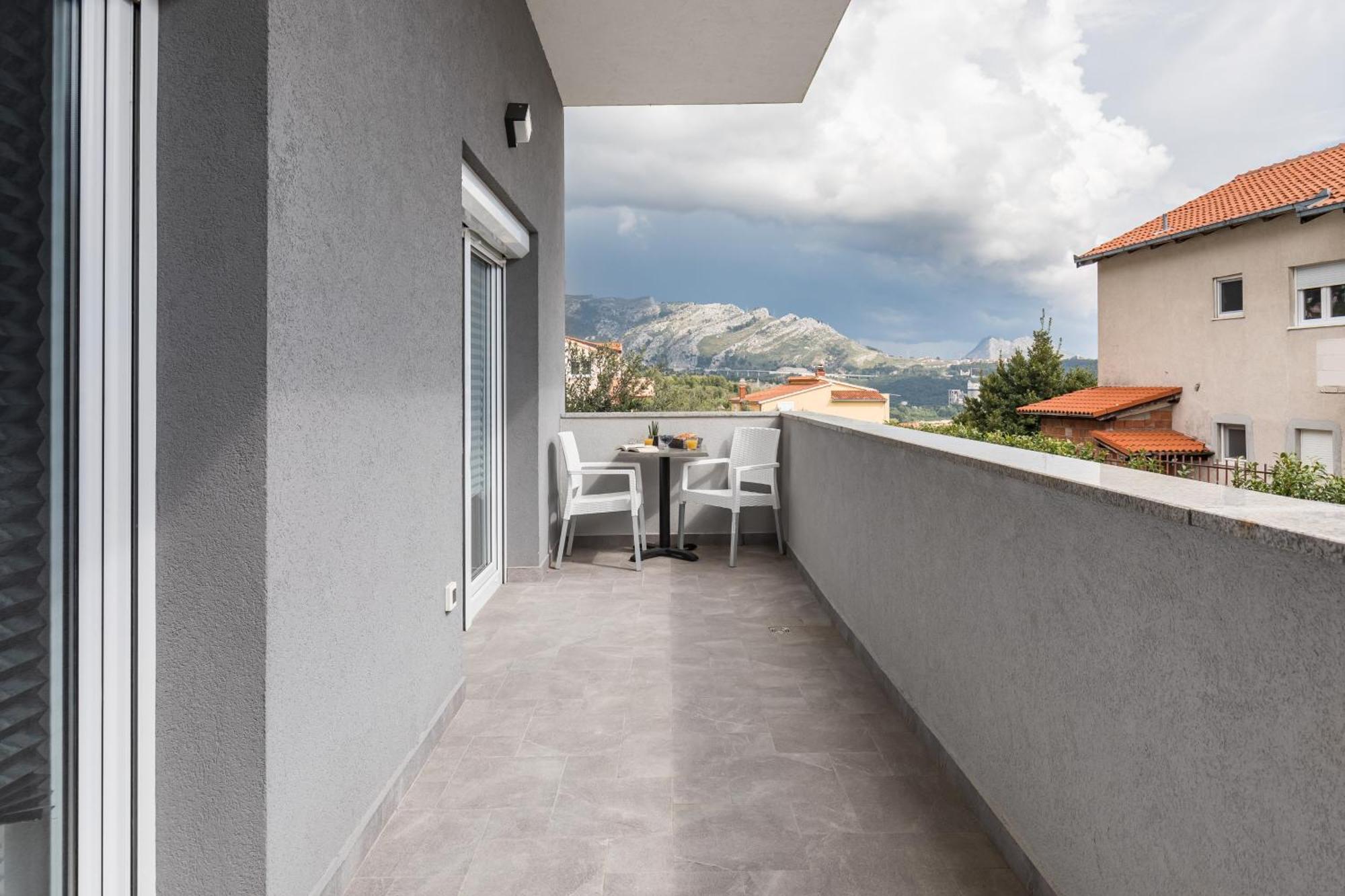 Apartments Villa Salona Sky Room photo